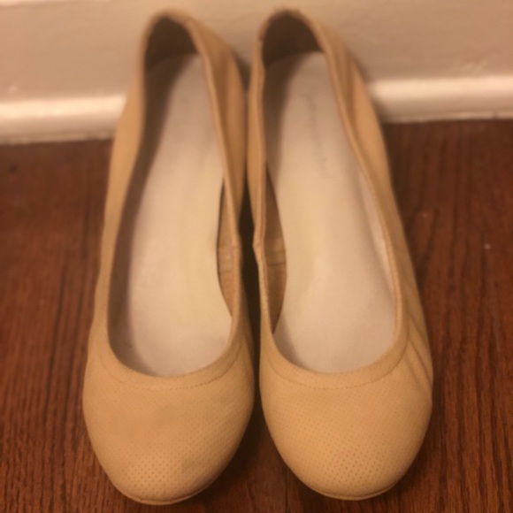 Suede Kitten Heels - Picture 2 of 4